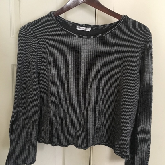 ✨SALE✨Zara flowy top. Bought in Italy - Picture 1 of 2